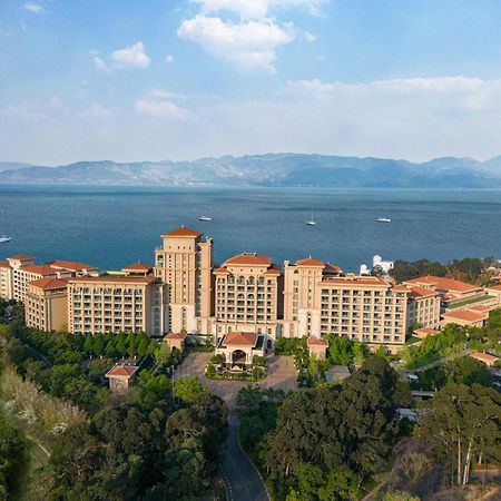 Hilton Yuxi Fuxian Lake Chengjiang  Екстер'єр фото