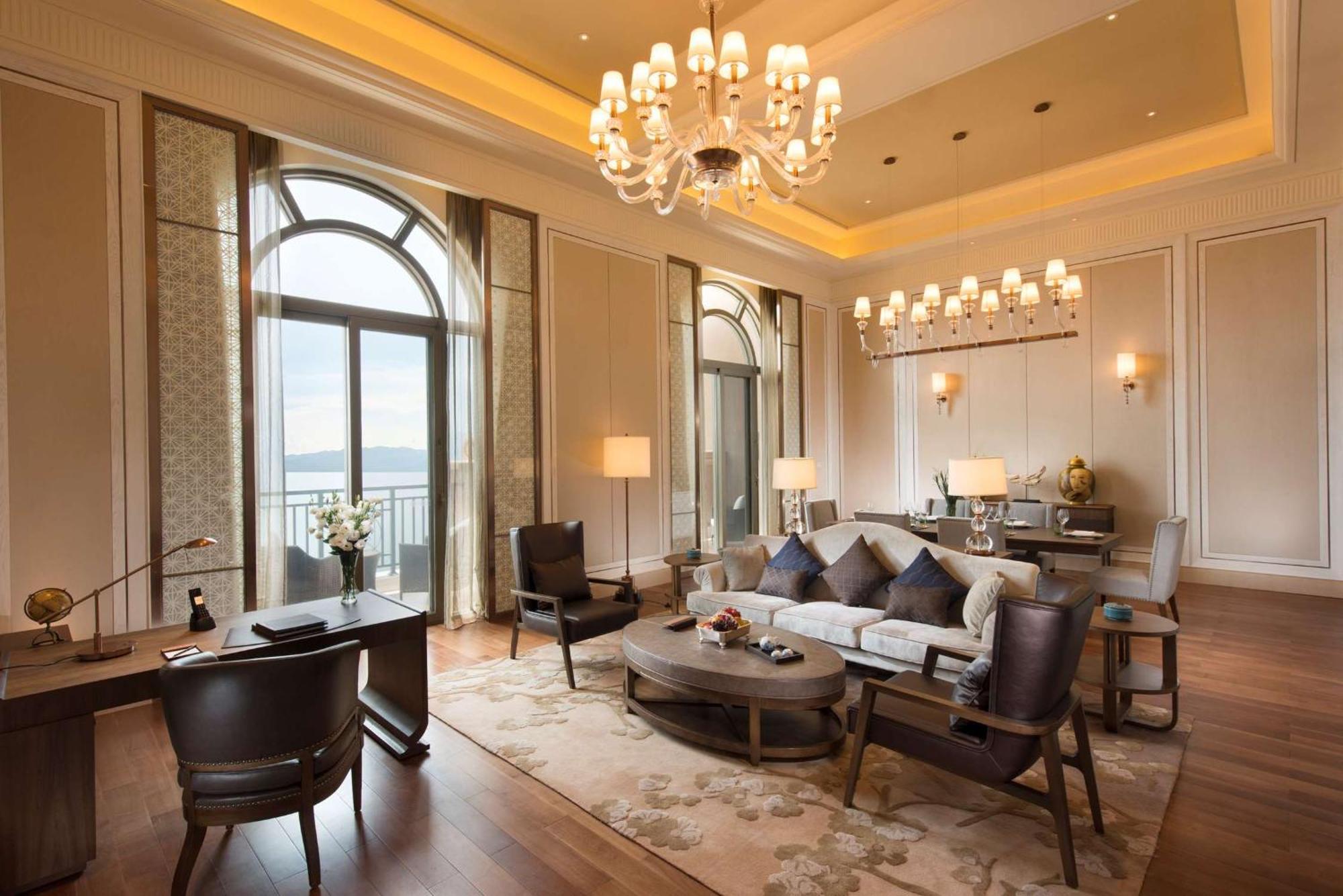 Hilton Yuxi Fuxian Lake Chengjiang  Екстер'єр фото