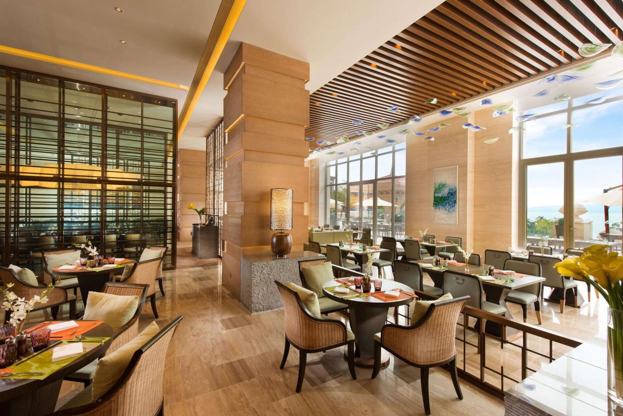 Hilton Yuxi Fuxian Lake Chengjiang  Екстер'єр фото