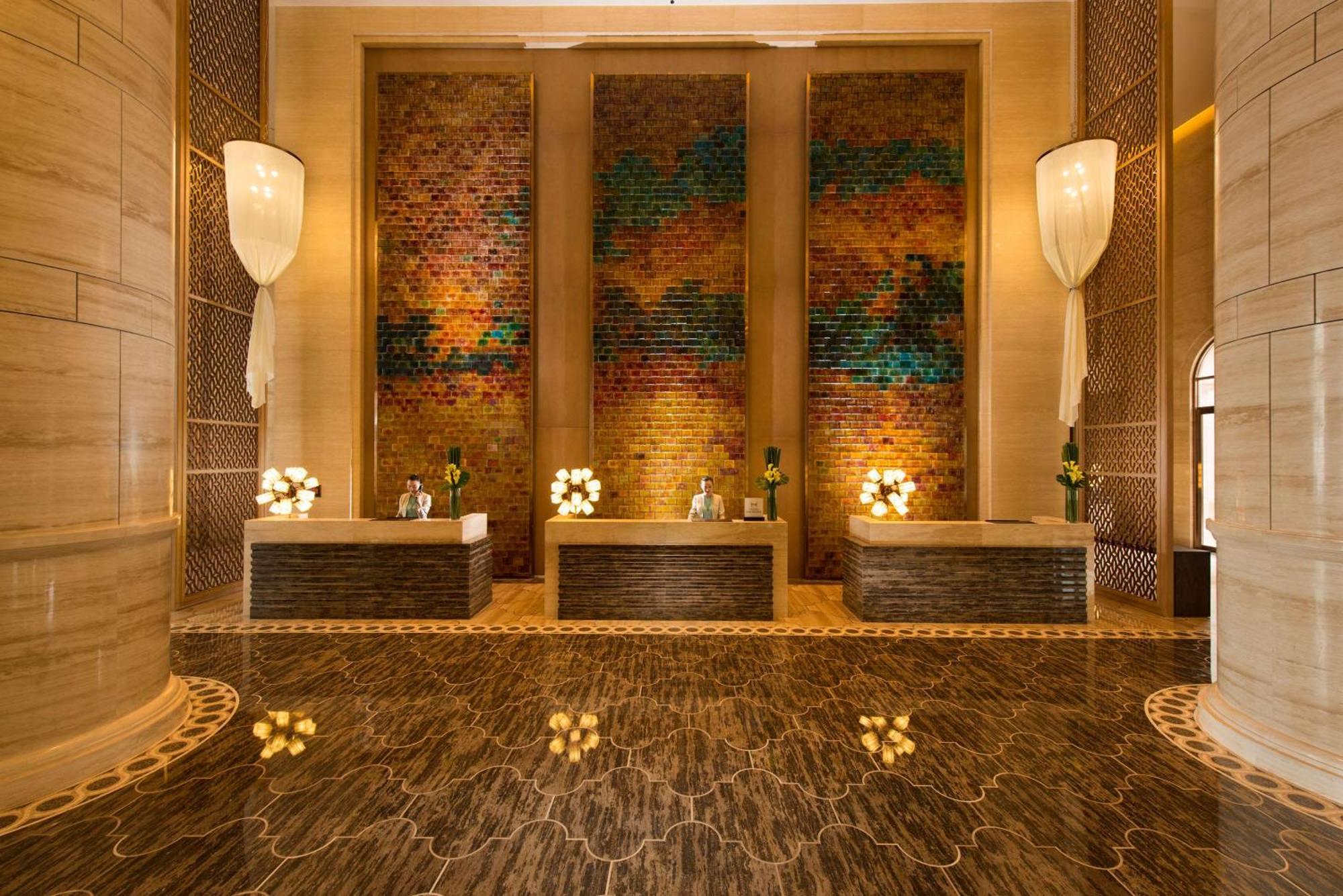 Hilton Yuxi Fuxian Lake Chengjiang  Екстер'єр фото