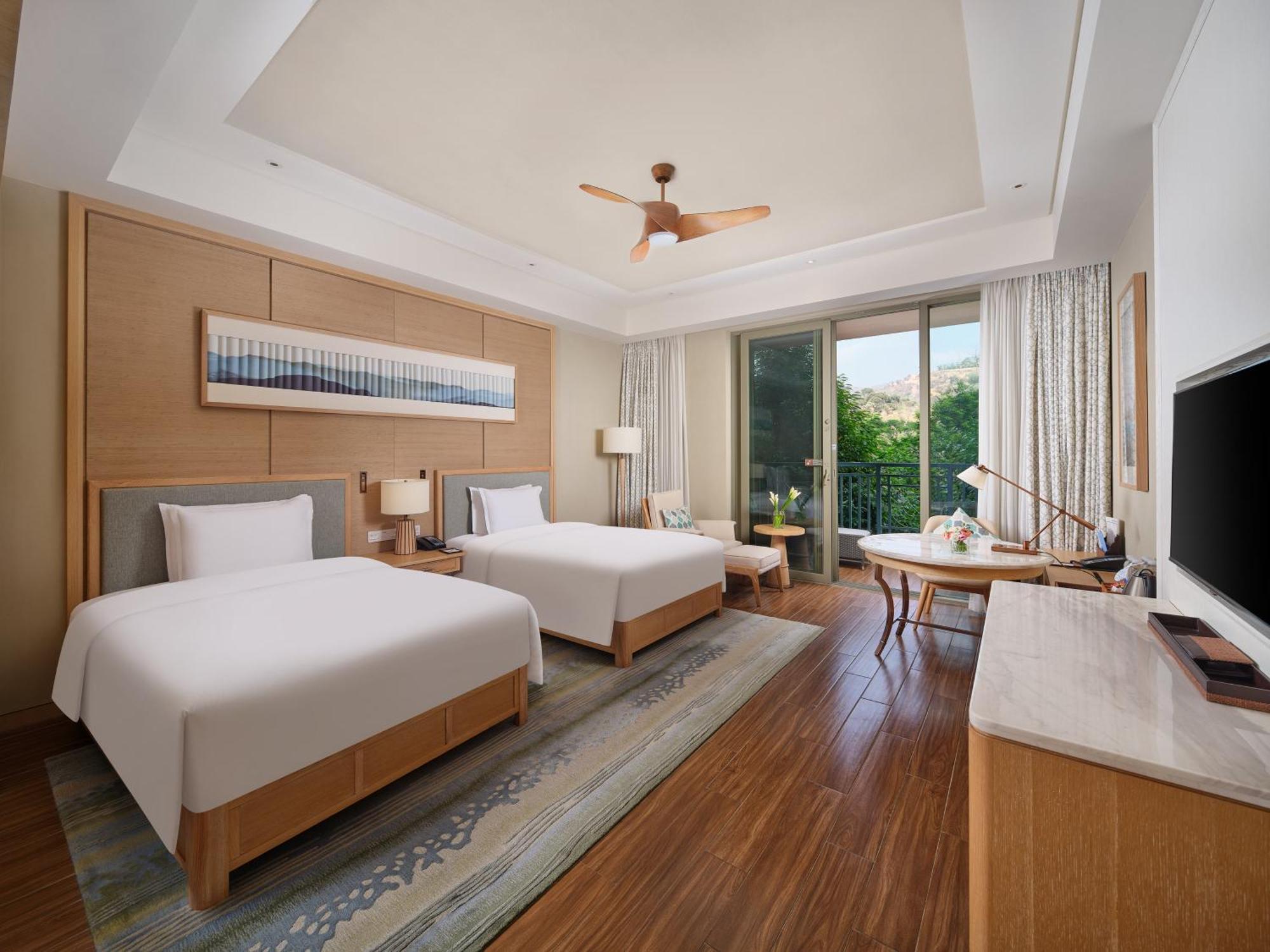 Hilton Yuxi Fuxian Lake Chengjiang  Екстер'єр фото